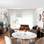 Monkeys Apartments Luxury Alfalfa Terrace